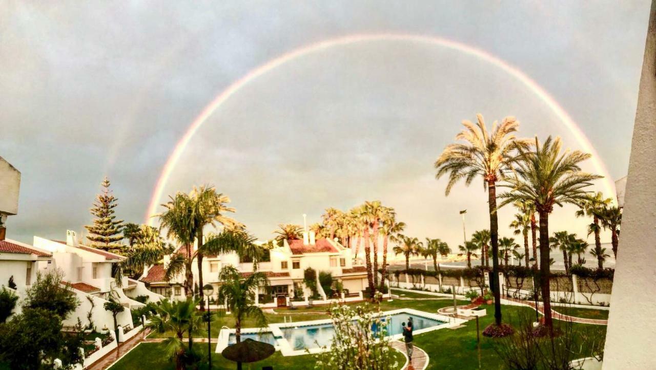 Beachfront Oasis In Costa Del Sol. Caleta De Velez Dış mekan fotoğraf