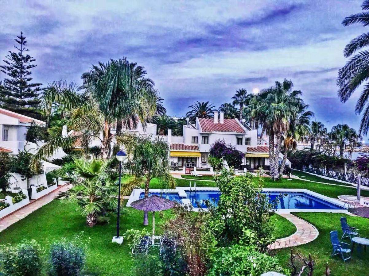 Beachfront Oasis In Costa Del Sol. Caleta De Velez Dış mekan fotoğraf