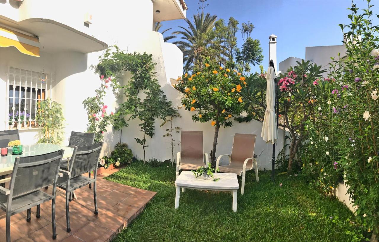 Beachfront Oasis In Costa Del Sol. Caleta De Velez Dış mekan fotoğraf
